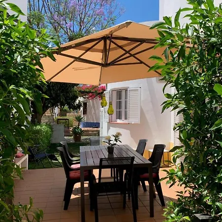 C/ Piscina Proxima Da