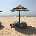 C/ Piscina Proxima Da *